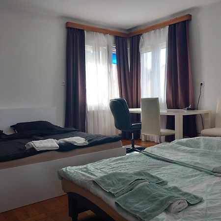 Rooms & Apartments Murgle Ljubljana Extérieur photo