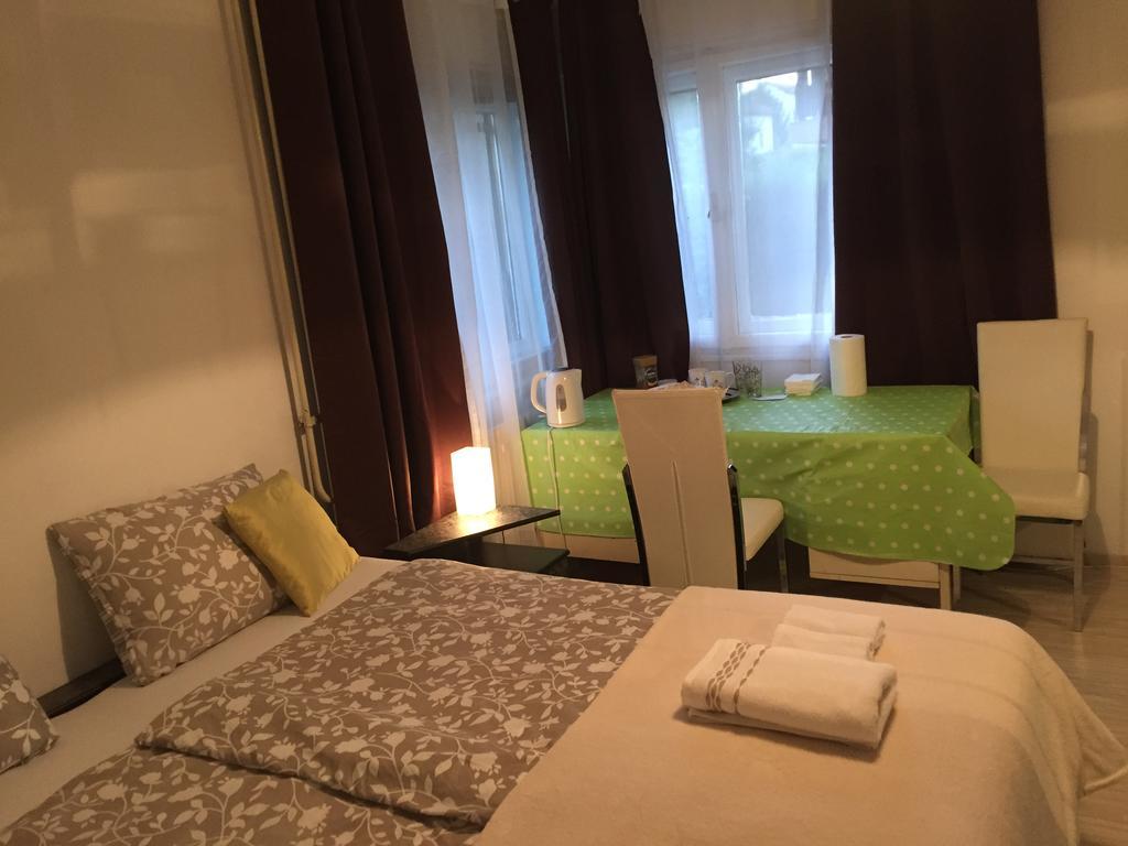 Rooms & Apartments Murgle Ljubljana Extérieur photo
