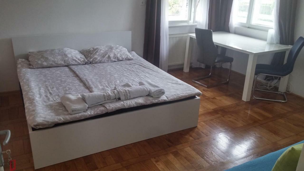 Rooms & Apartments Murgle Ljubljana Extérieur photo