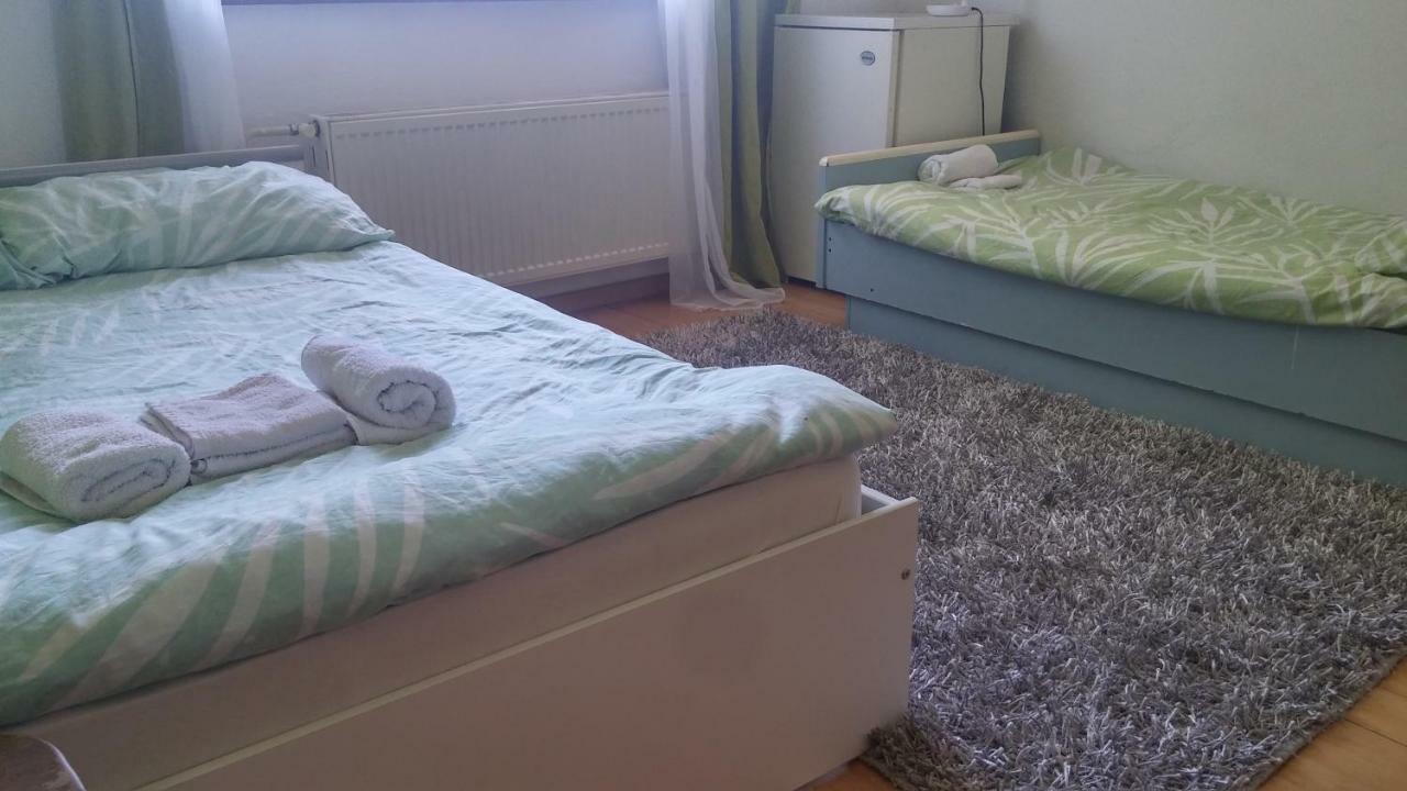 Rooms & Apartments Murgle Ljubljana Extérieur photo