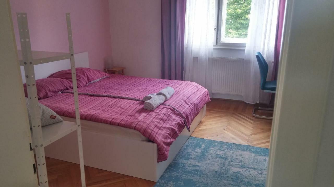 Rooms & Apartments Murgle Ljubljana Extérieur photo