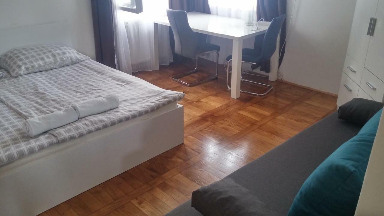 Rooms & Apartments Murgle Ljubljana Extérieur photo