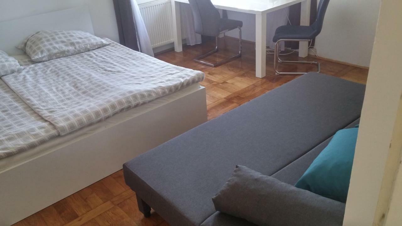 Rooms & Apartments Murgle Ljubljana Extérieur photo